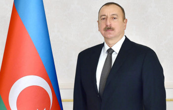 Prezident bir illik maaşını KMF-a köçürdü 