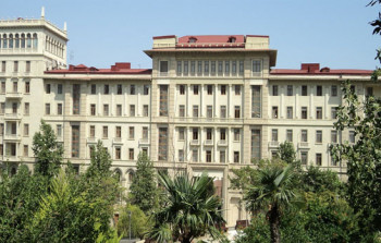 Xüsusi karantin dövründə iş rejiminin tənzimlənməsi barədə qərar verildi