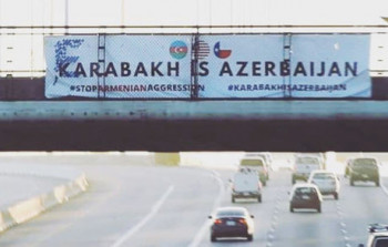 Hyustonun mərkəzində “Qarabağ Azərbaycandır!” şüarı nümayiş etdirilib