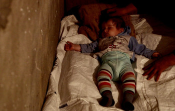 Tərtərdə düşmən atəşinə məruz qalan 6 aylıq Fariz və nənəsi - BBC müxbirinin paylaşımı 