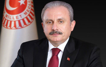 Mustafa Şentop Heydər Əliyevin məzarını, Şəhidlər xiyabanını və Bakı Türk şəhidliyini ziyarət etdi