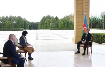 İlham Əliyev Yaponiya qəzetinə müsahibə verdi