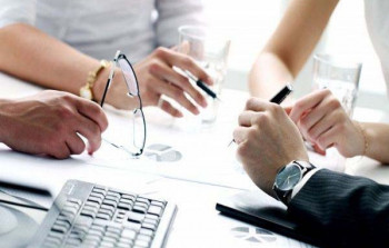 Dövlət qulluqçusu olmaq istəyənlərin NƏZƏRİNƏ