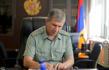 Onik Qasparyan Baş Qərargah rəisidir – Paşinyanın qərarı LƏĞV OLUNDU