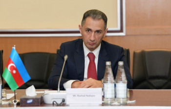 Rəşad Nəbiyev İraq Parlamentinin nümayəndə heyəti ilə görüşdü - FOTO