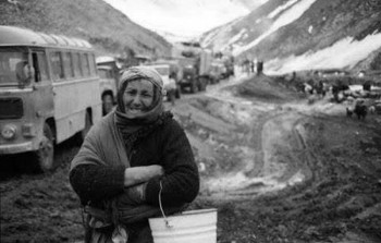 28 il öncə Kəlbəcərdə baş verən erməni vəhşiliyi –yeni VİDEO